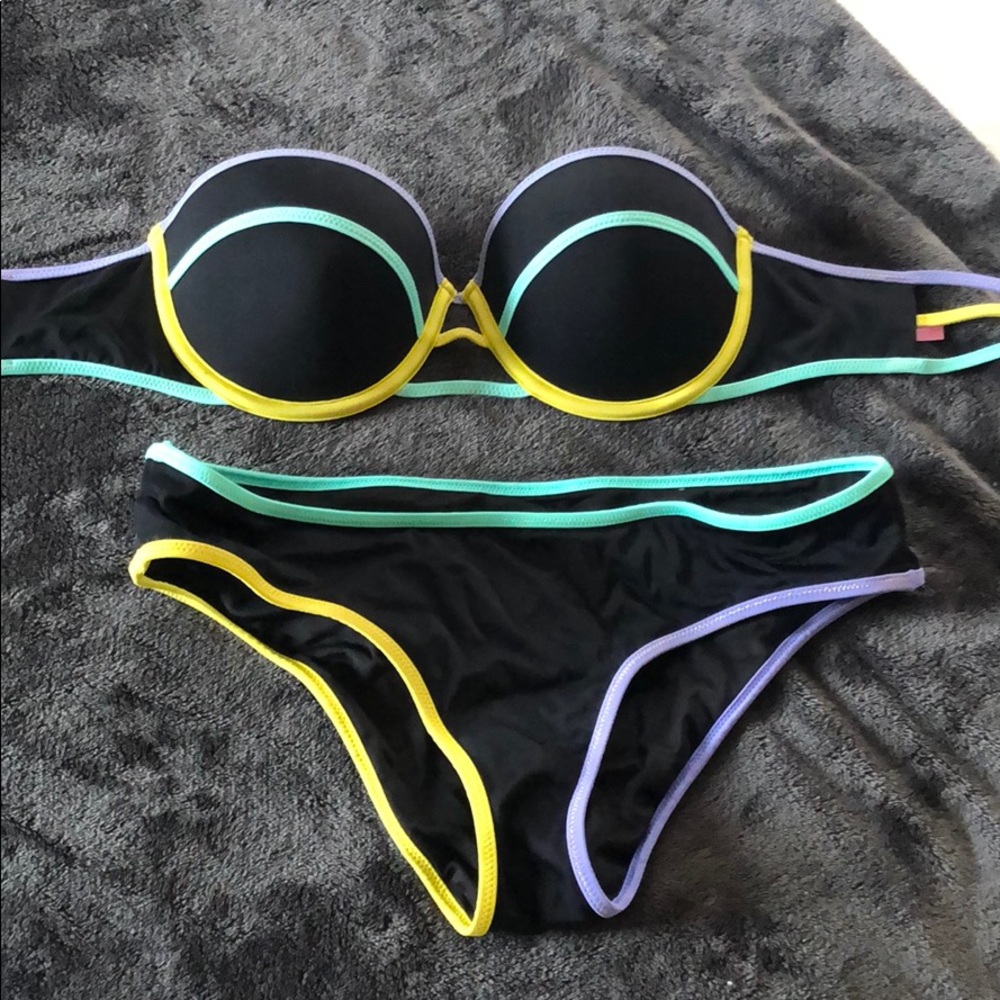 Victoria’s Secret Bikini